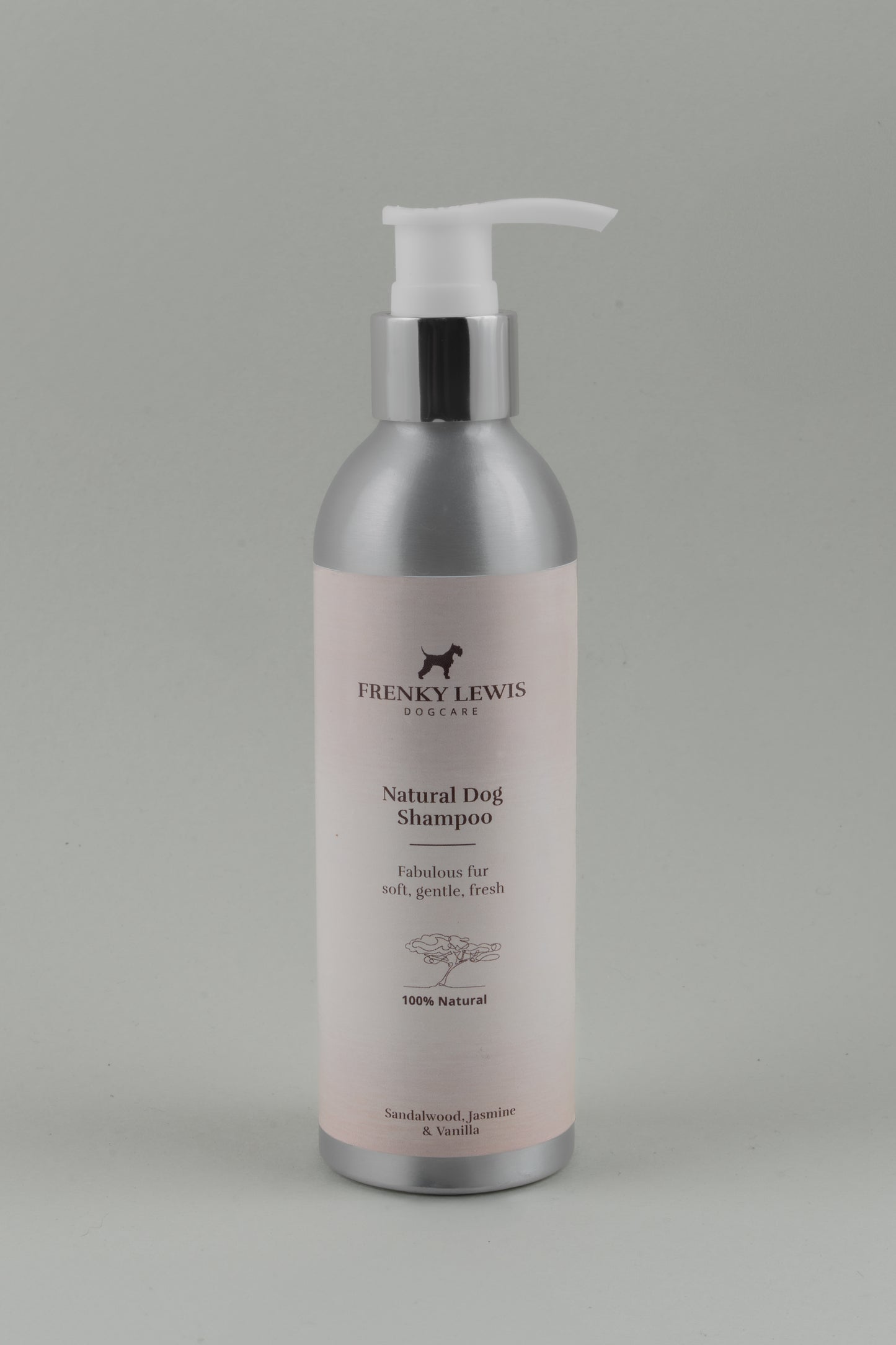 Shampoo naturale per cani, delicato e ipoallergenico, flacone da 200 ml, ideale per pelo lucido e pelle sana, vista frontale. Sandalo, Gelsomino e Vaniglia