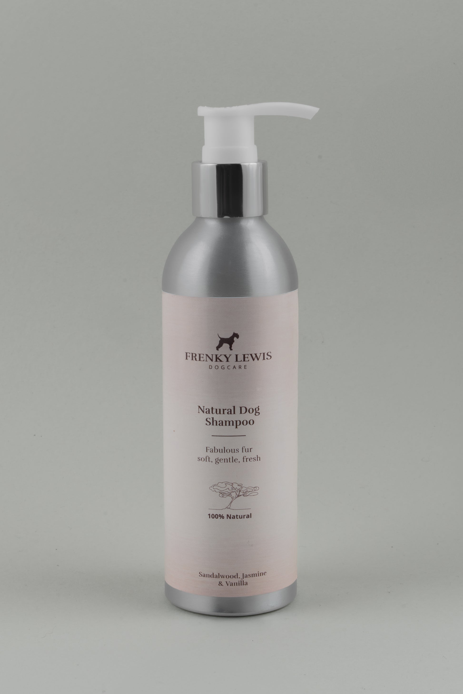 Shampoo naturale per cani, delicato e ipoallergenico, flacone da 200 ml, ideale per pelo lucido e pelle sana, vista frontale. Sandalo, Gelsomino e Vaniglia